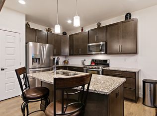 19577 E Sunset Cir, Centennial, CO 80015