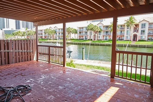 3 bed, 1680 sqft, $4,500 — Photo 4