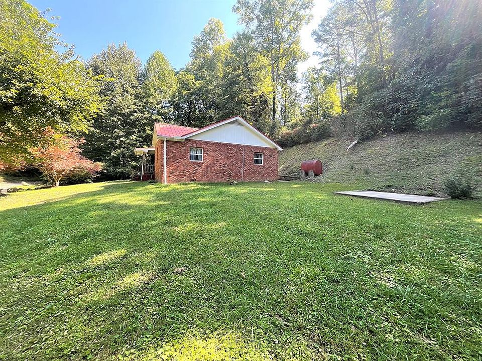 1st image of 191 Fox Run Cv
