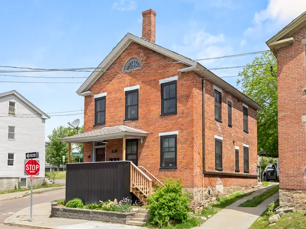 39 W Center St #B, Winooski, VT 05404