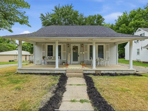 573 Hodge St, Madisonville, KY 42431