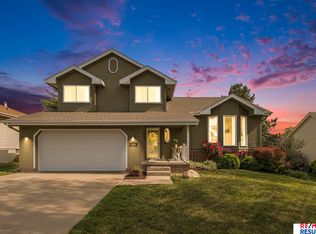 4306 Longview St, Bellevue, NE 68123