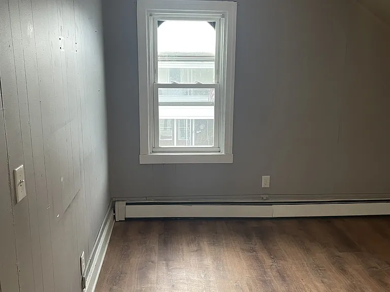 78 6th St #2 — Photo 9