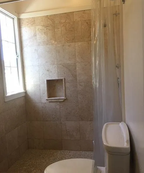 Vallejo St — Photo 25