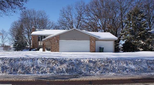 Home for Sale in Blaine, MN $139,900