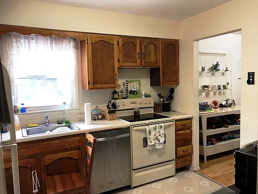 Rented by Prime Realty | media 3