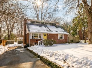 3217 Hallran Rd, Falls Church, VA 22041