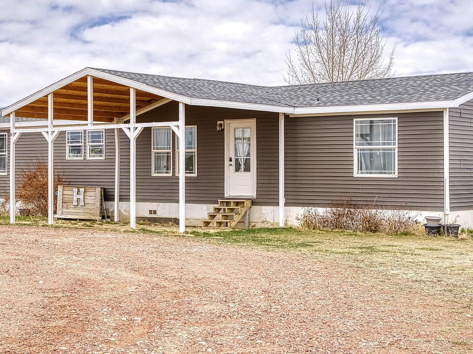 22 Austin Dr, Gillette, WY 82718 | MLS #24-448 | Zillow