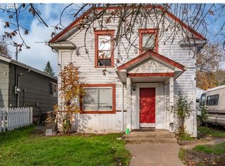 1224 NE Freemont Ave, Roseburg, OR 97470