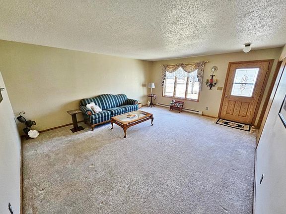 2nd image of 911 5th Ave SW