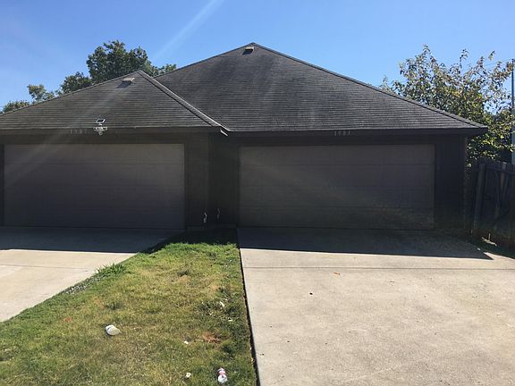 2nd image of 1983 Castle Dr