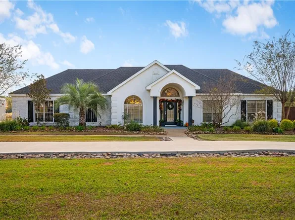 39 Bass Rd, Pineville, LA 71360