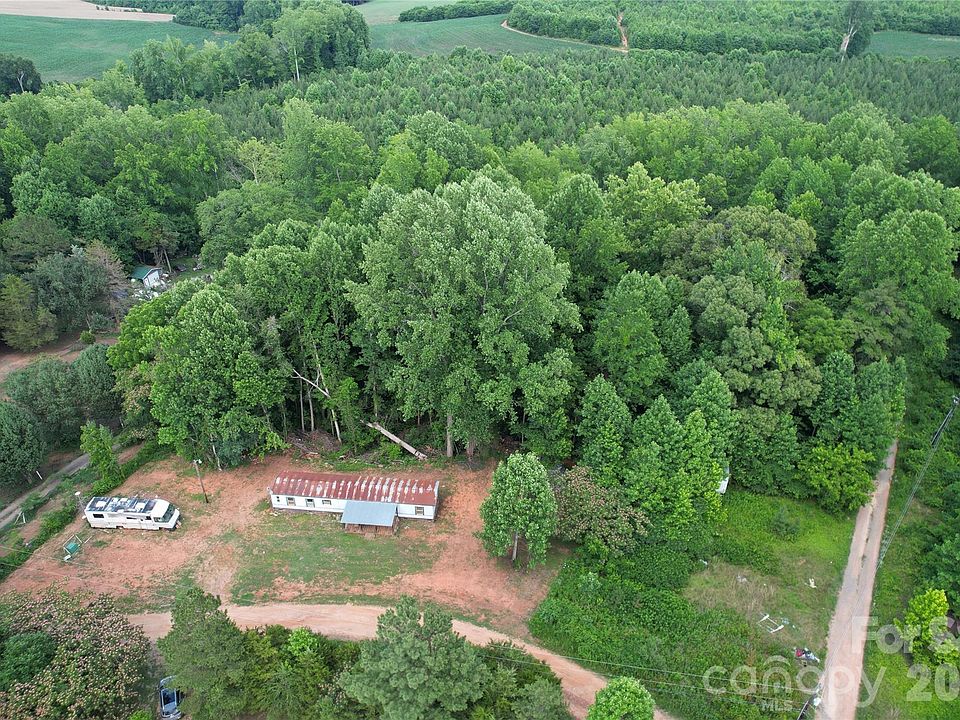 1st image of 290 Wal Hollow Ln