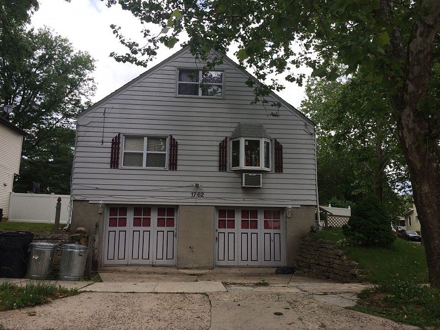1st image of 1762 Lexington Ave