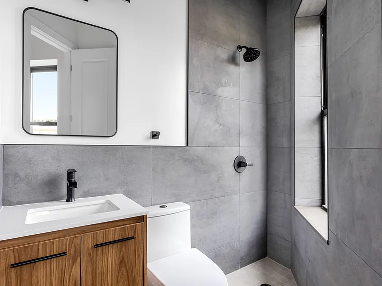 5653 Myrtle Ave #3F — Photo 9