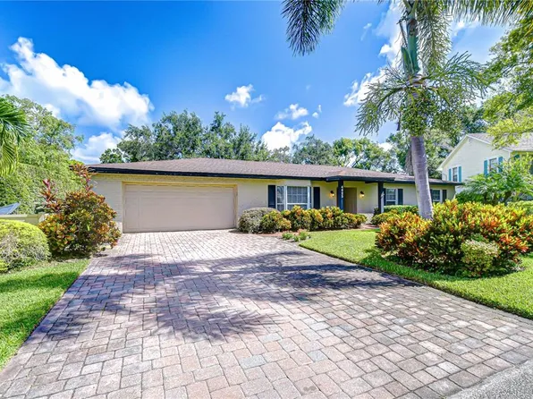 4625 Glenside Cir, Tampa, FL 33624