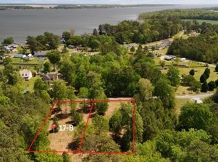 17 Norma Dr #B, Hertford, NC 27944