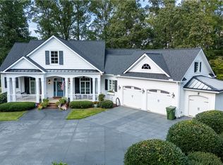 511 Brae Burn Ct, Lanett, AL 36863