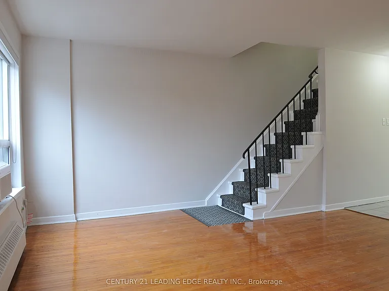 1013 Pape Ave #A — Photo 6