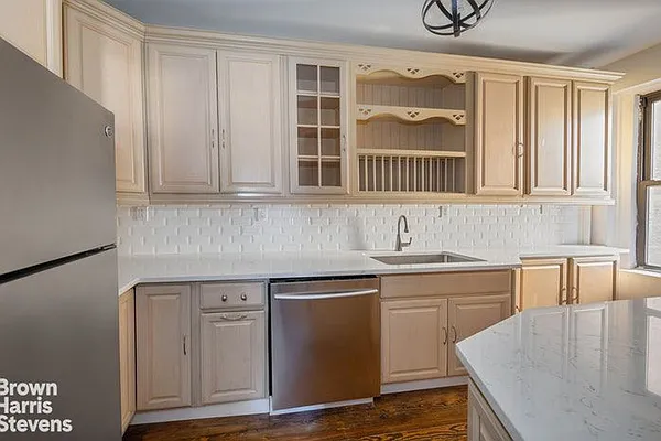 Rented by Brown Harris Stevens | media 13