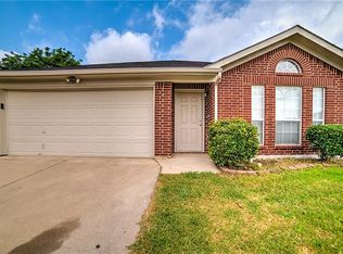 5700 Creekridge Dr, Arlington, TX 76018