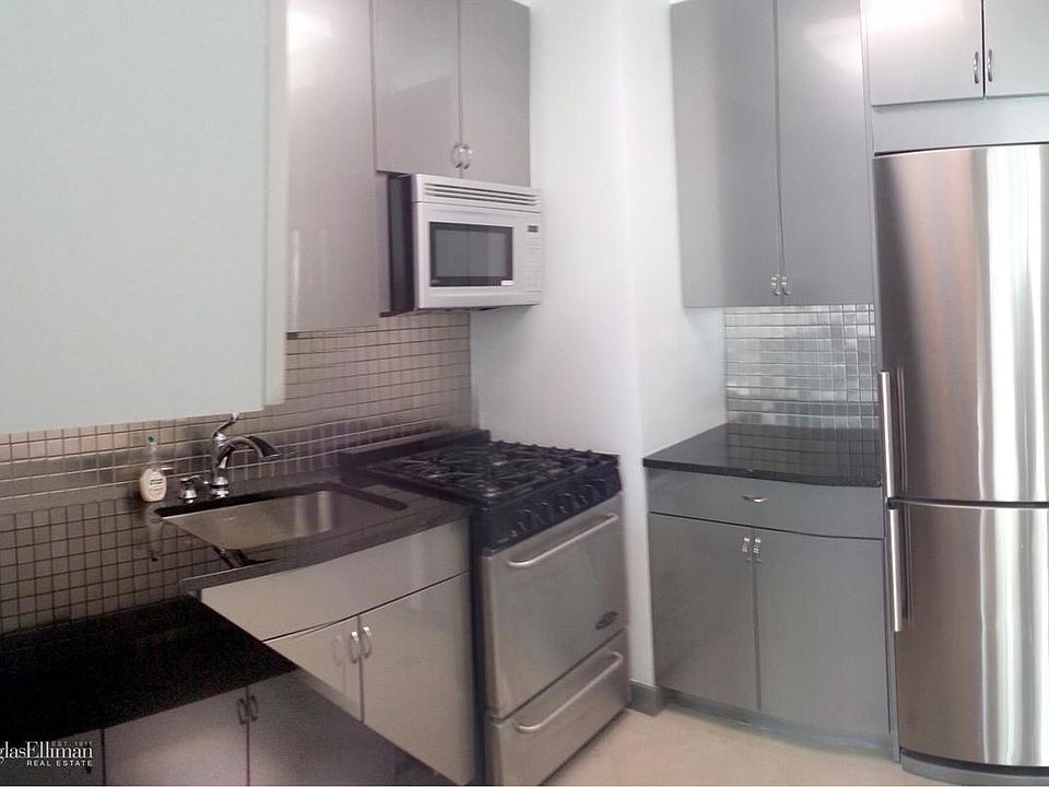 1st image of 117 E 57th St APT 36E