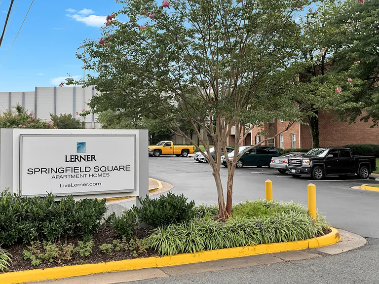 Welcome to Springfield Square