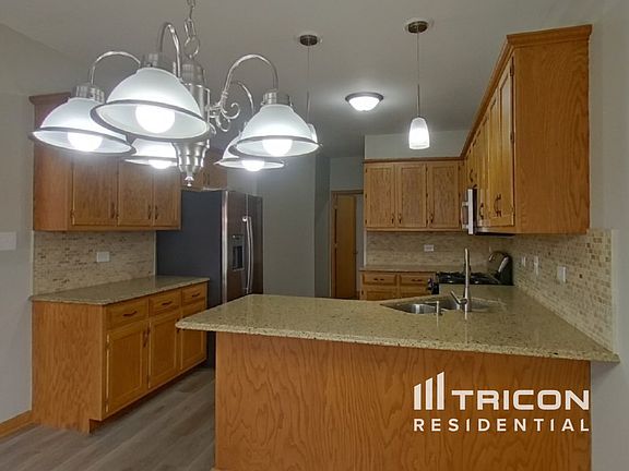 5th image of 16715 Summercrest Ave