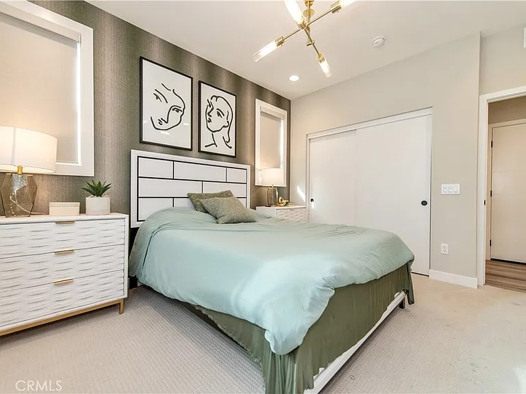 824 S Harbor Blvd — Photo 21