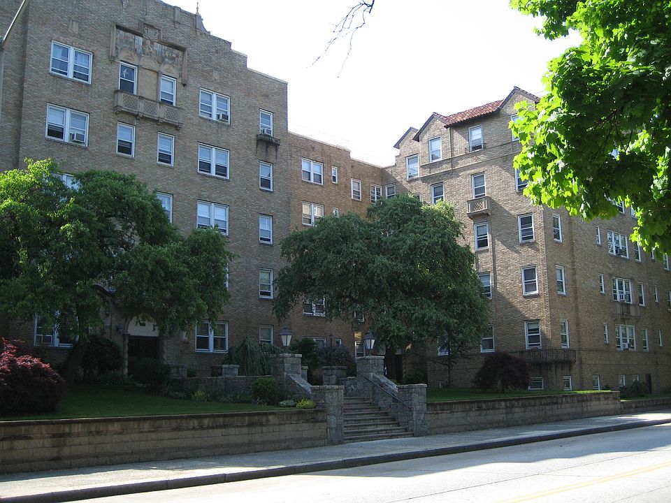 1st image of 485 Gramatan Ave APT 2K
