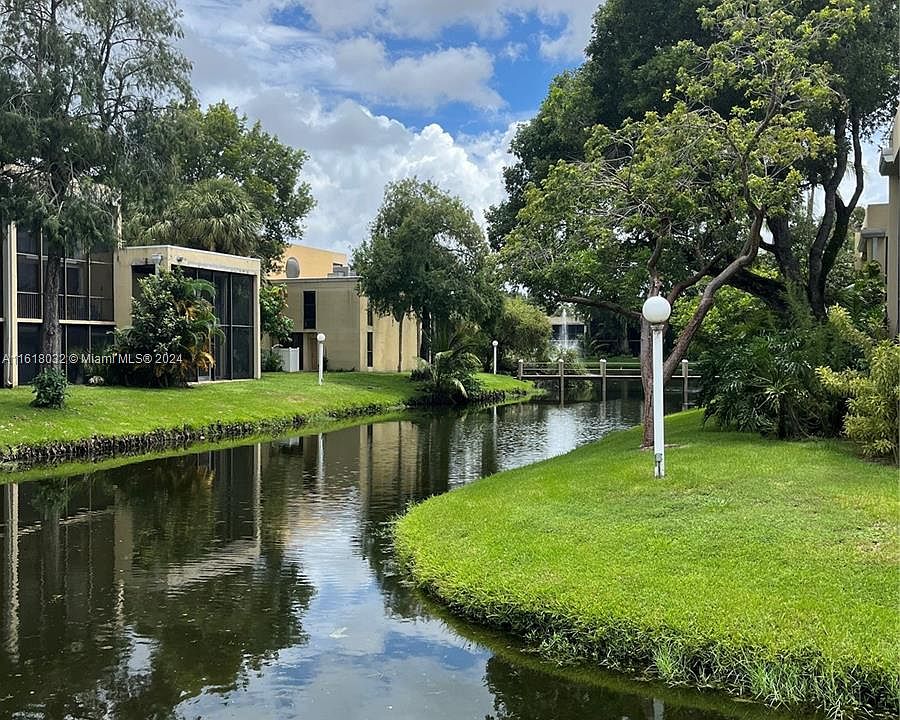トラ吉　3/21発送 2931 SW 87th Ter APT 1921, Davie, FL 33328 | Zillow