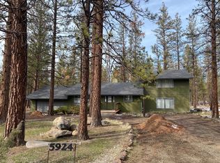 5924 Hogan Dr, Weed, CA 96094