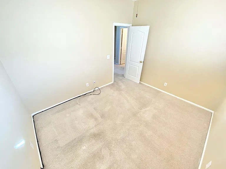 8836 Palm Creek Ct — Photo 23