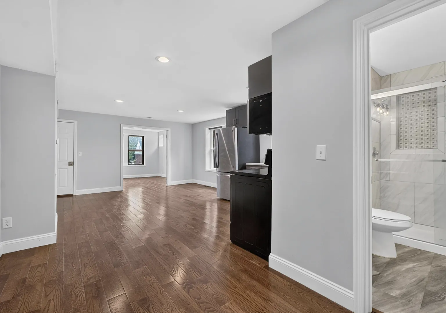4217 Blaine Avenue — Photo 4