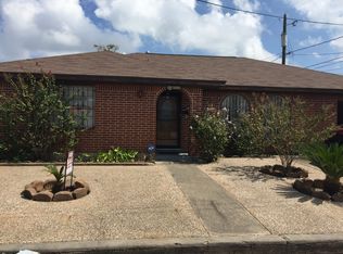 1812 51st St, Galveston, TX 77551