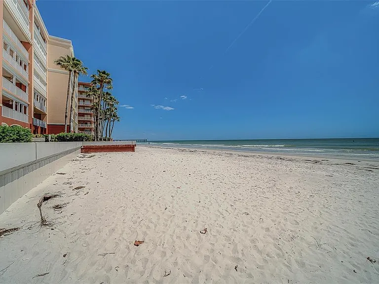 16700 Gulf Blvd #624 — Photo 39