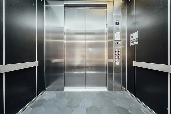 Rented by Nooklyn NYC LLC | media 60