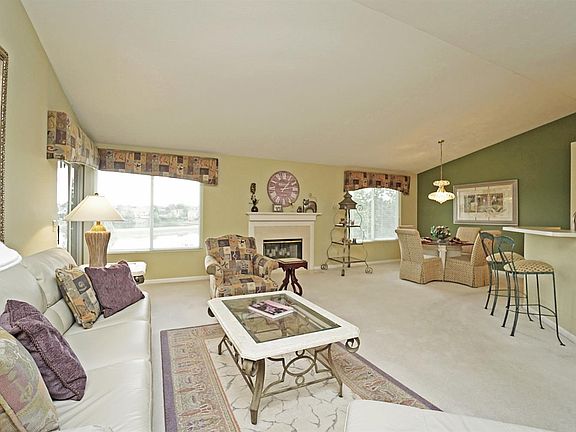 5th image of 4421 N Shore Dr APT 301
