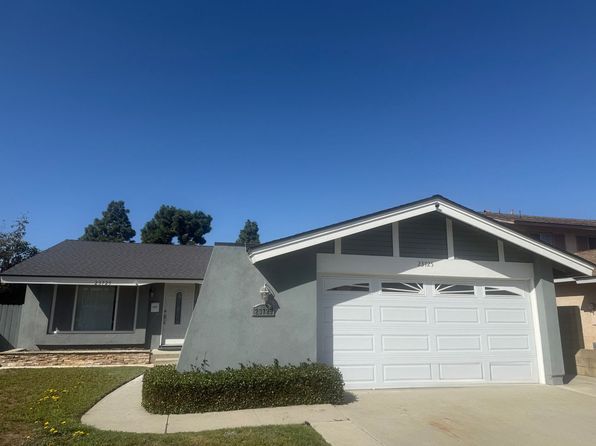 23725 Hynford Pl