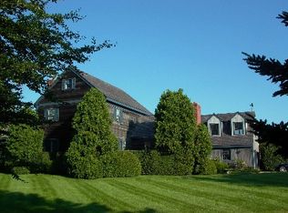 48 Matthews Ln, Bridgehampton, NY 11932