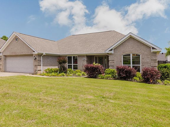 3rd image of 3622 Heritage Farm Dr