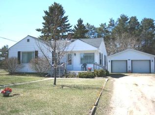 644 S 2nd St, Harrison, MI 48625