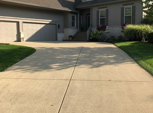 11063 Spice Ln, Fishers, IN 46037