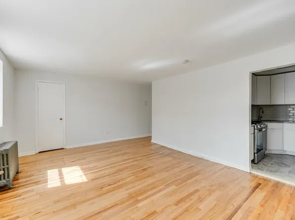 45 Linden St, Hackensack, NJ