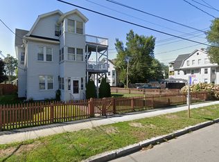 542 Springfield St #2, Chicopee, MA 01013