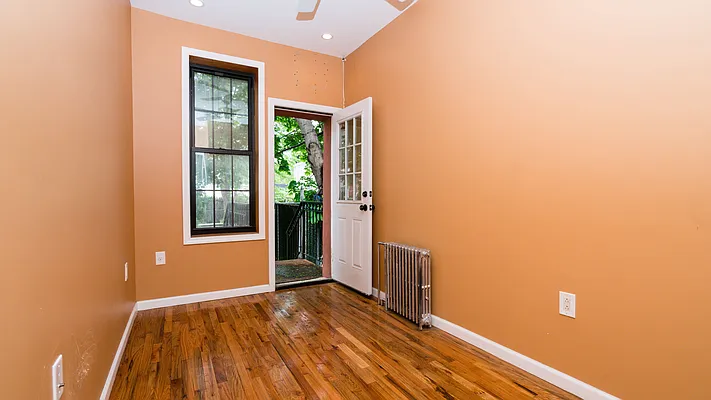 Rented by Nooklyn NYC LLC | media 6