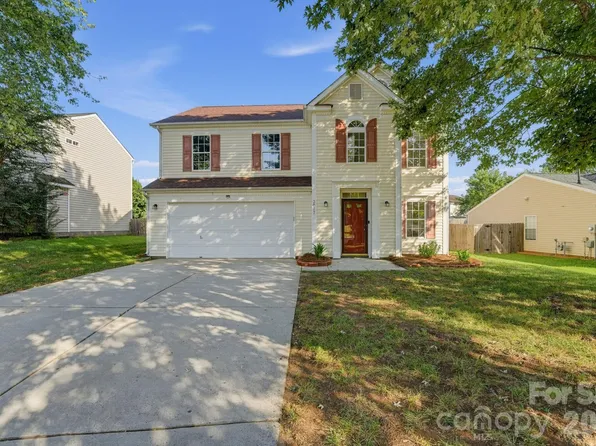 3027 Hawick Commons Dr, Concord, NC 28027