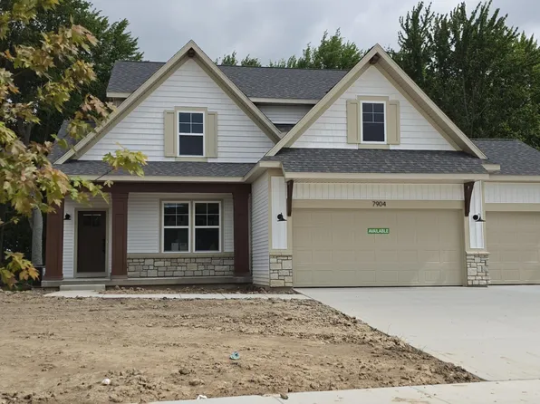 7904 Loralyn Ct SW #32, Caledonia, MI 49316