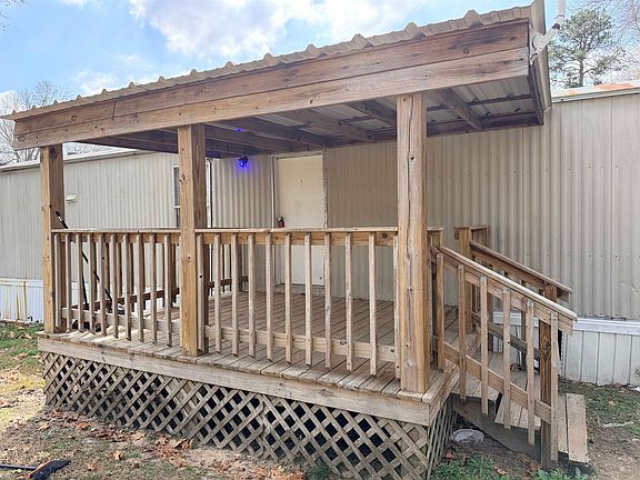 3rd image of 464 Red Hen Rd