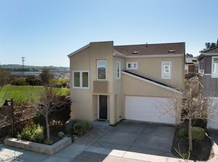 6 Borazon Ct, Petaluma, CA